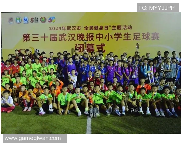 武汉足球队在足球个人能力排行榜中荣登第八名展现出强劲实力与潜力