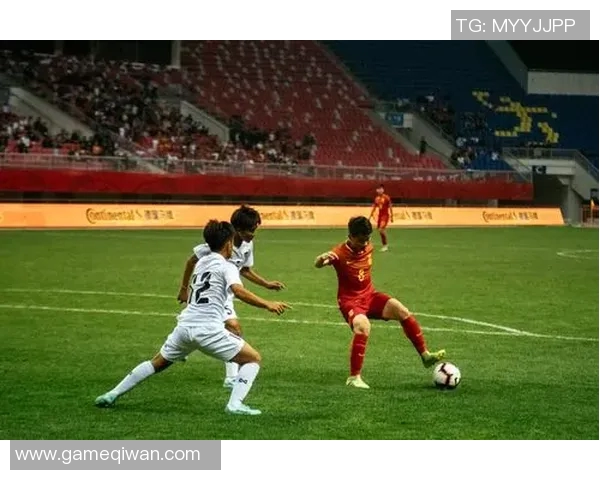 深圳足球队的反击革新之路:重塑战术与团队精神的全新篇章